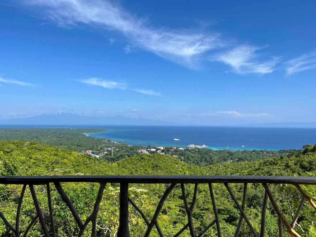 Thornton'S Sea View Cafe & Guesthouse Siquijor Exteriör bild