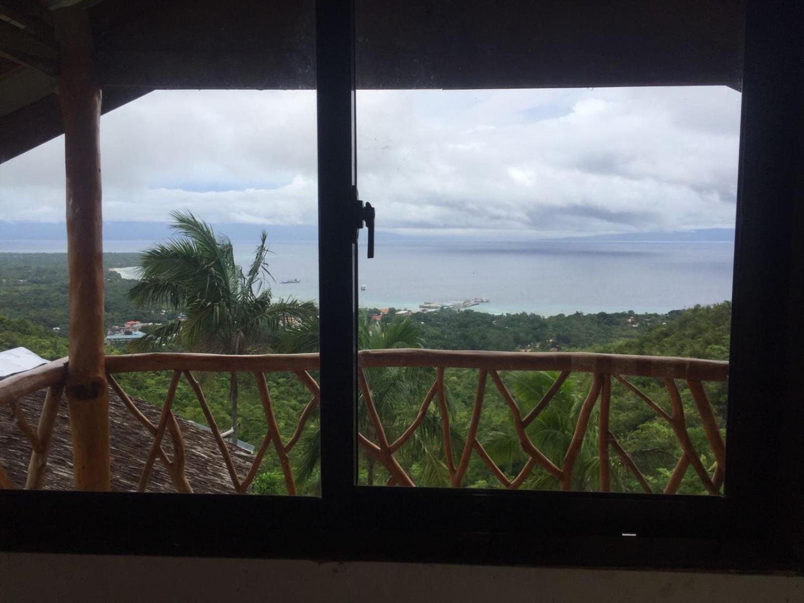 Thornton'S Sea View Cafe & Guesthouse Siquijor Exteriör bild