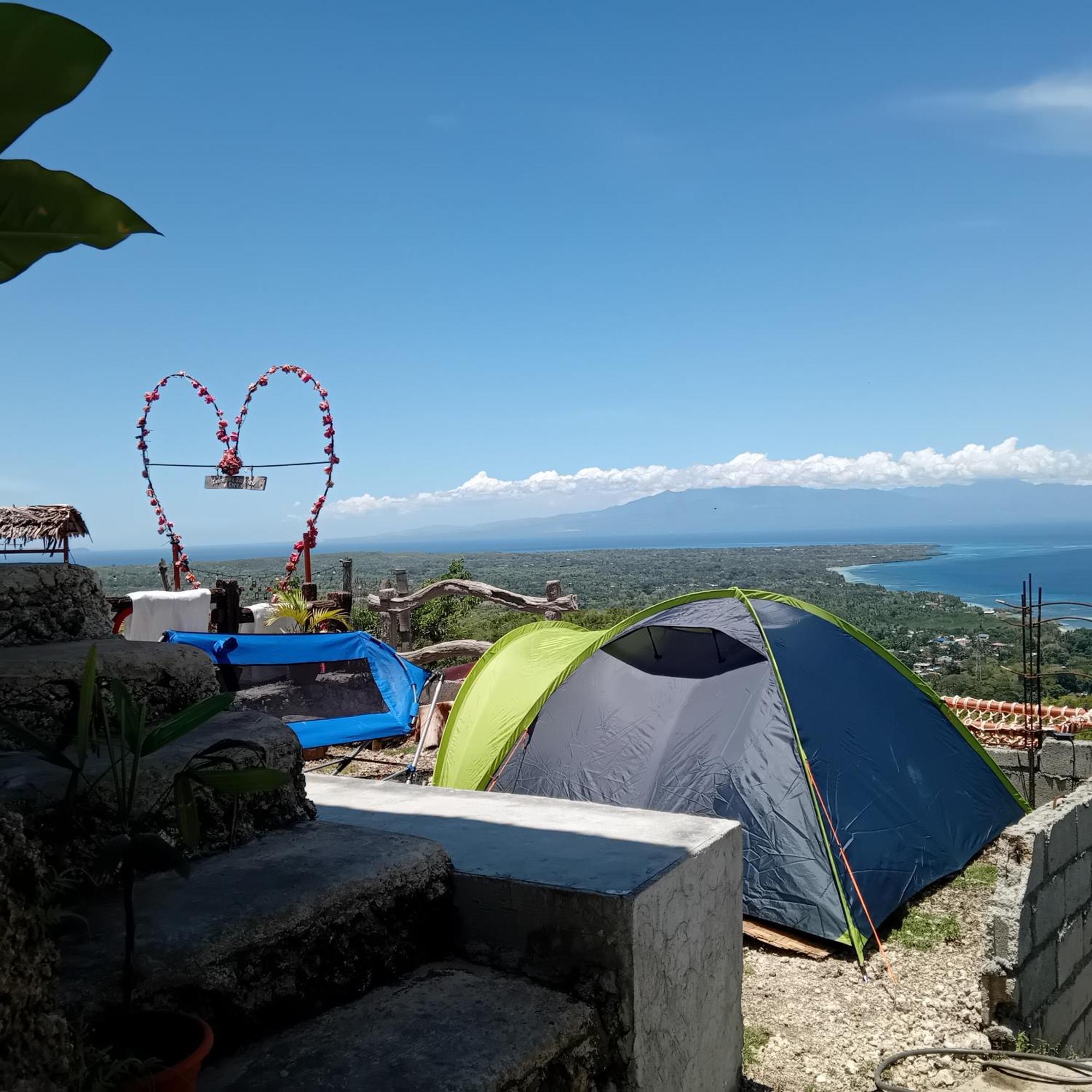 Thornton'S Sea View Cafe & Guesthouse Siquijor Exteriör bild